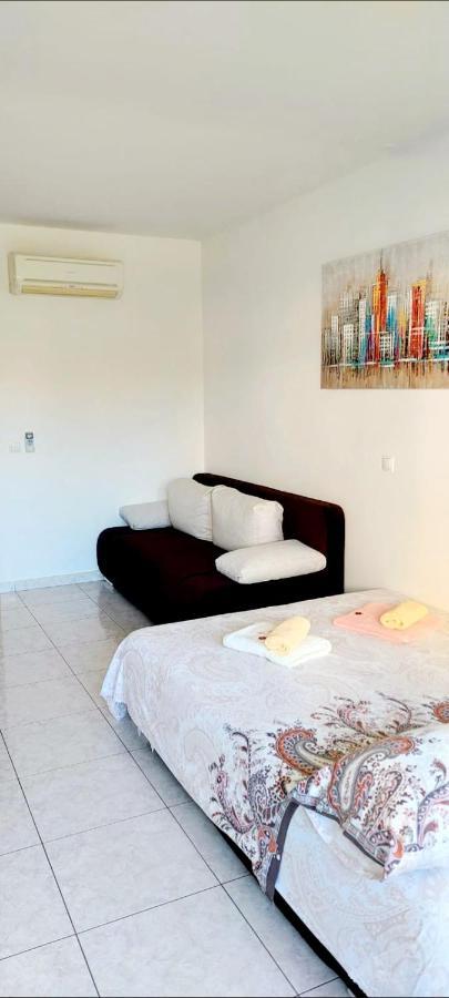 Kaštela Mihaela Studio Apartmans 150M Near The Beach מראה חיצוני תמונה