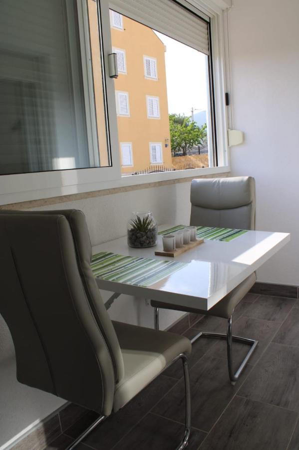 Kaštela Mihaela Studio Apartmans 150M Near The Beach מראה חיצוני תמונה
