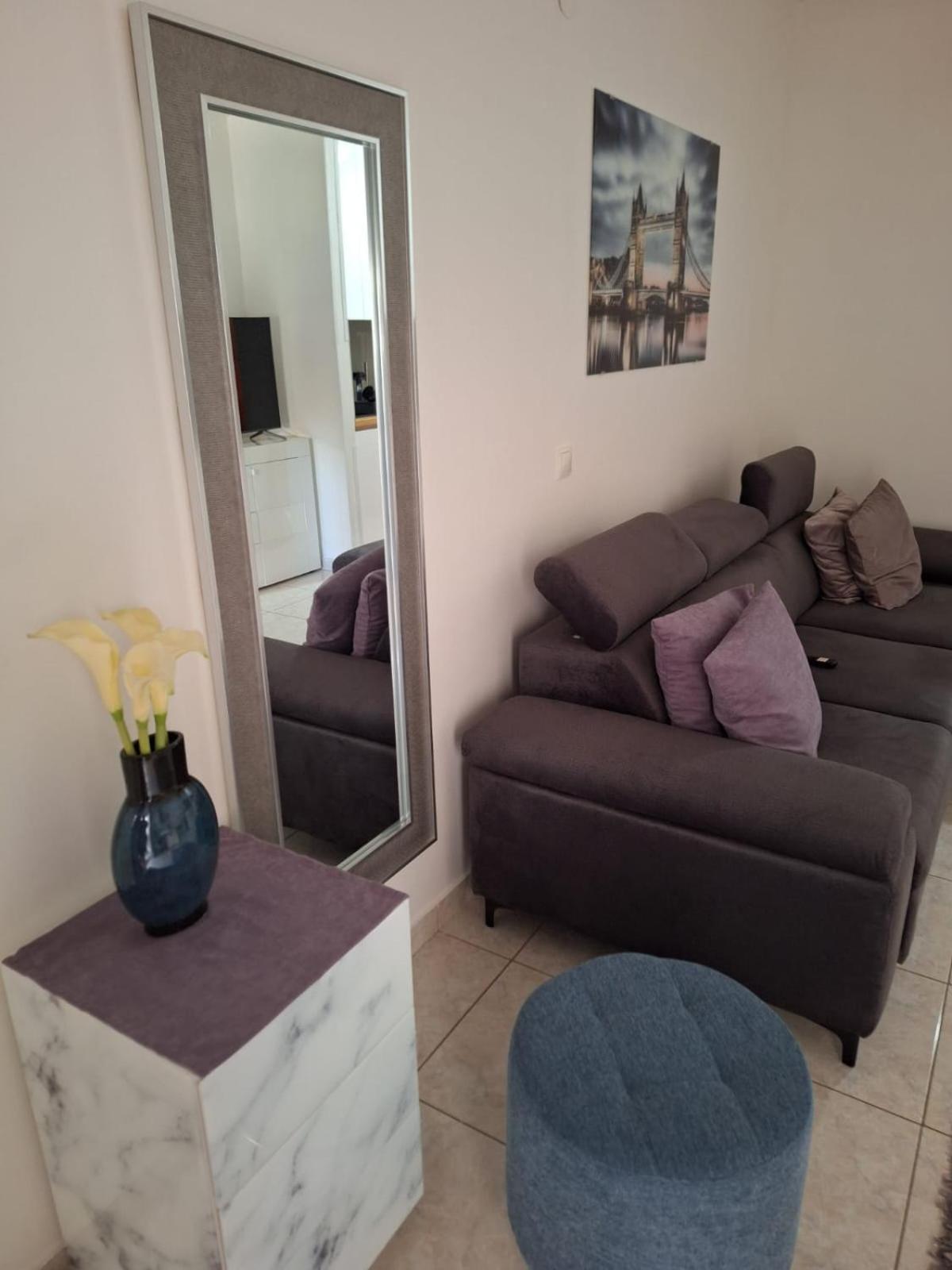 Kaštela Mihaela Studio Apartmans 150M Near The Beach מראה חיצוני תמונה